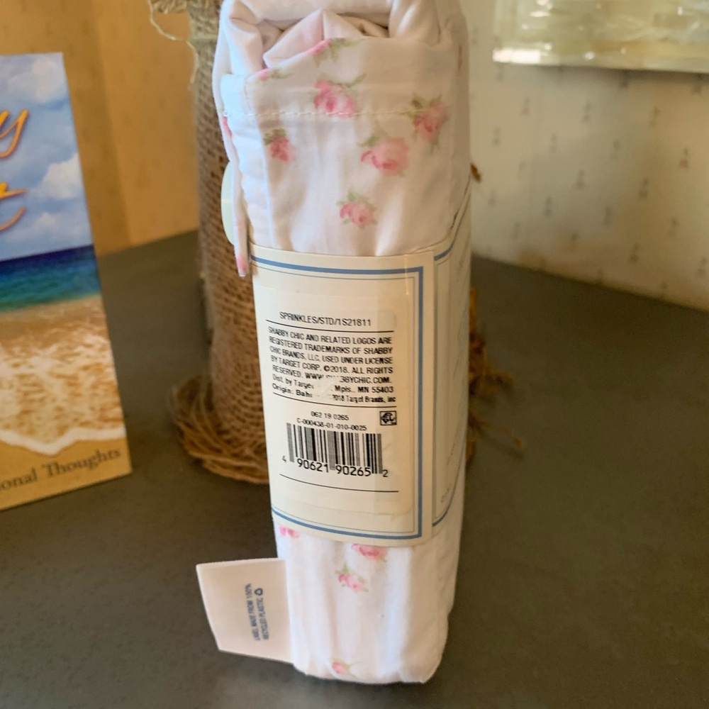 Shabby Chic, NEW NEVER OPENED, set of 2 STANDARD pillowcases, SPRINKLES, SOFT! - Picture 5 of 6